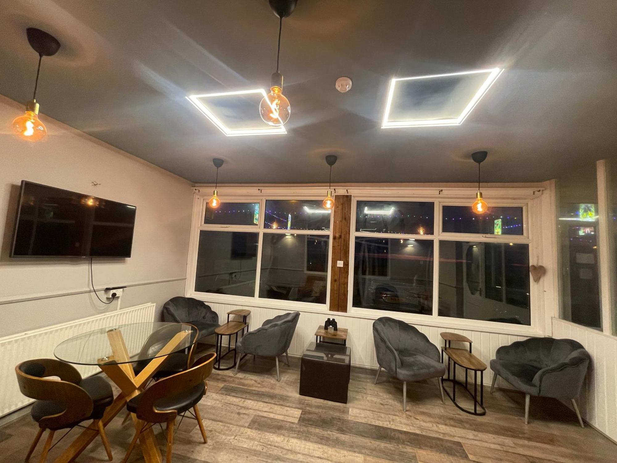 Oakwell Hotel Μπλάκπουλ Εξωτερικό φωτογραφία